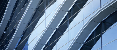 Glassfassade einer Aufsichtsbehörde: Eigenkapitalkosten im Pricing von Krediten nach 7. MaRisk-Novelle